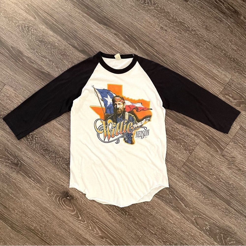 Willie Nelson Graphic Raglan Long Sleeve Tee - Black/White